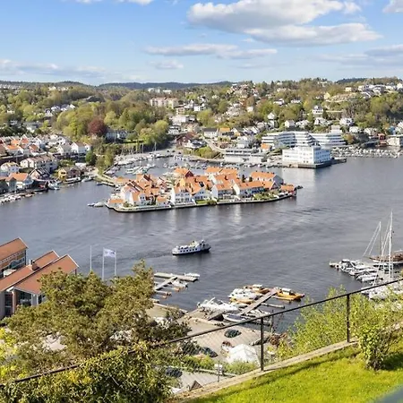 Leilighet med fantastisk utsikt - gratis parkering Arendal Eksteriør bilde